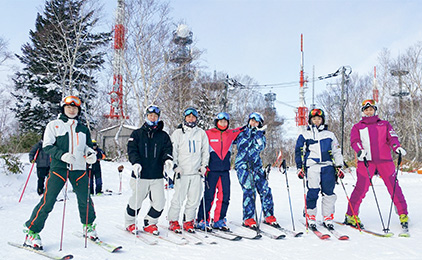 体育会 スキー部 イメージ写真