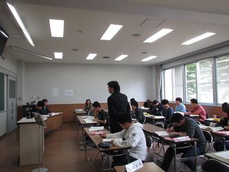 介護福祉士養成課程3年生　「介護実習Ⅰ報告会」を開催しました