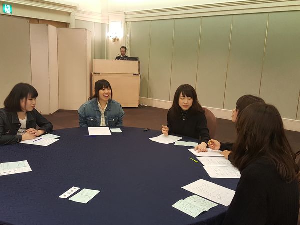 こども学科卒業生懇談会が終了しました