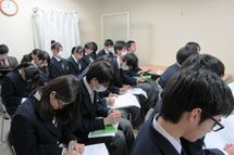 北海道留寿都高校の生徒さんが福祉施設の見学に来てくれました