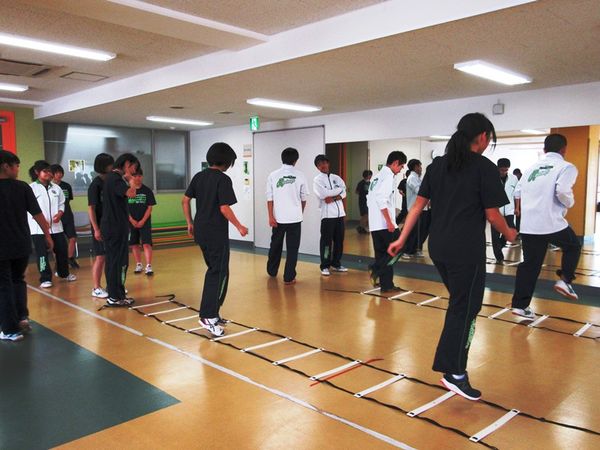 北海道岩見沢緑陵高等学校の生徒が大学での学びを体験しました